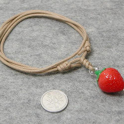 水の滴るイチゴ とんぼ玉 ガラス ネックレス No1752 7枚目の画像