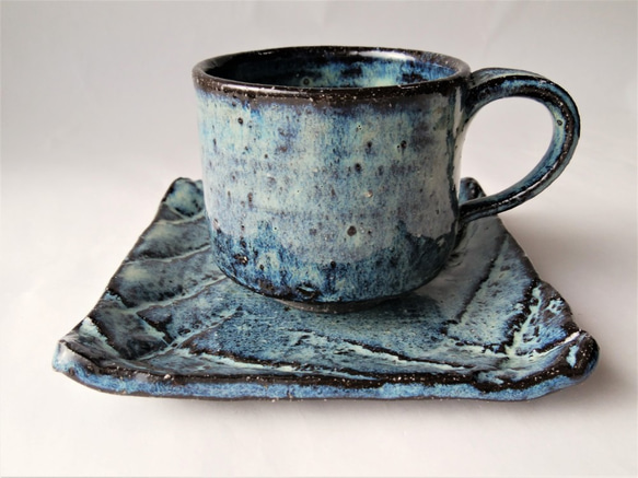 青い綺麗なコーヒーカップ 3枚目の画像