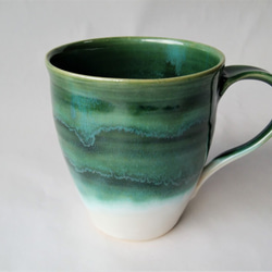 エメラルドグリーンのマグカップ 4枚目の画像