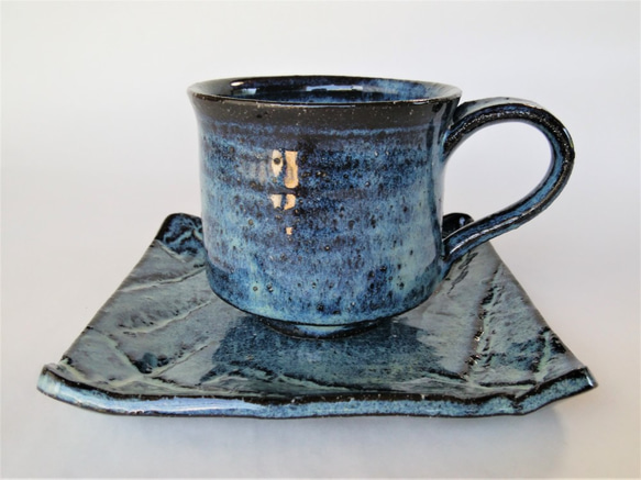 青色が綺麗なコーヒーカップ 3枚目の画像
