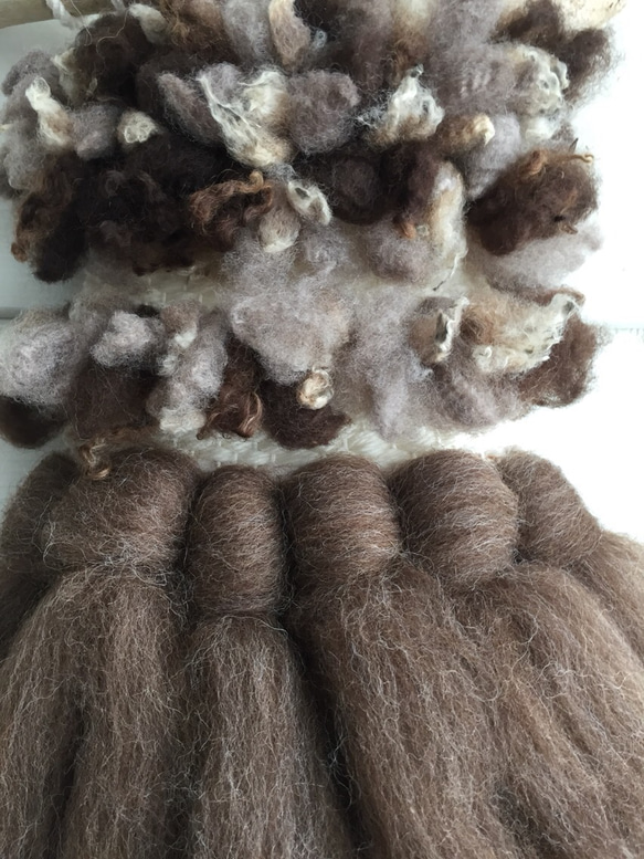 フワモコ羊毛のウォールハンギング 4枚目の画像