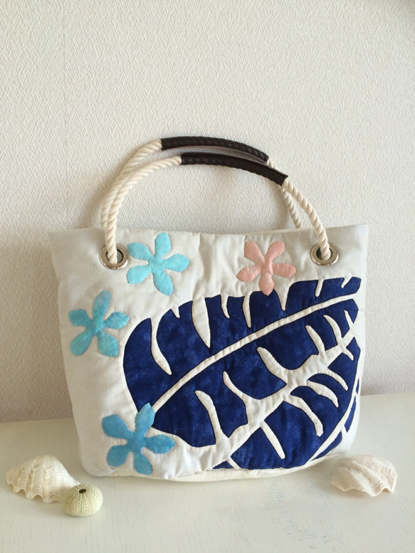 NO.202 ハワイアンキルトトートバッグ ハンドメイド バナナリーフ♪ NO.202 ハワイアンキルトトートバッグ ハンドメイド バナナリーフ