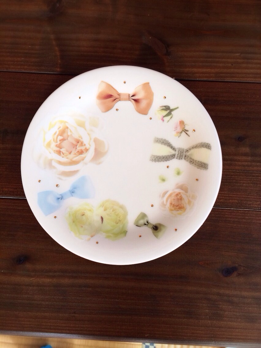 ホワイトプレート ヴィクトリアン　花柄リボン装飾 2枚セット