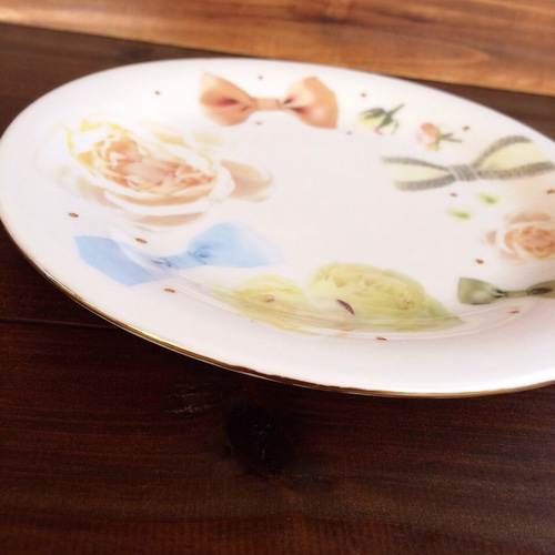 お花とリボンのキラキラデザートプレート（ホワイト） 大皿 ショコラ