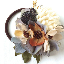 野原の花束の髪飾り　アイボリー 3枚目の画像