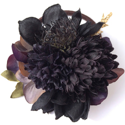 花集めの髪飾り　ブラック 1枚目の画像
