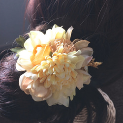 花集めの髪飾り　イエロー 4枚目の画像