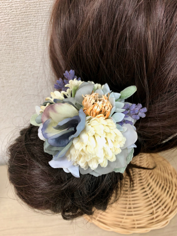 ラベンダーと花集めの髪飾り　グレイッシュブルー ×アイボリー 7枚目の画像