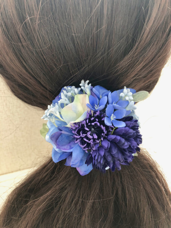 マムと小花の髪飾り　ロイヤルブルー 4枚目の画像