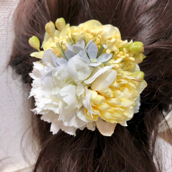 花集めの髪飾り　ホワイトミックス 5枚目の画像