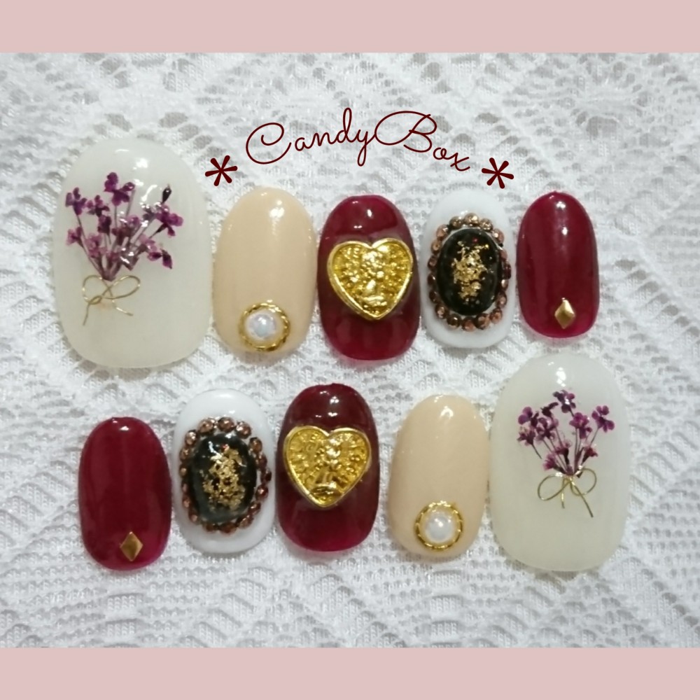 ♡涼しげドライフラワー♡ ネイルチップ　ハンドメイド ♡涼しげドライフラワー♡ ネイルチップ　ハンドメイド