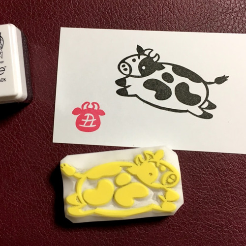 うし！」大きめ牛の消しゴムはんこ（持ち手つき） はんこ・スタンプ