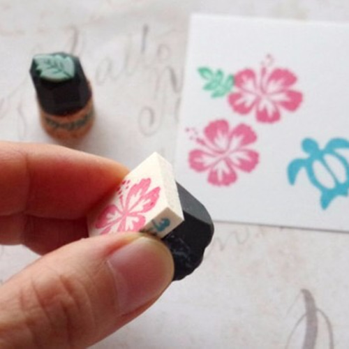 消しゴムはんこ　お花と葉っぱ 槿（ムクゲ）の消しゴムはんこ