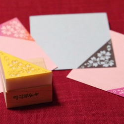 切り絵風三角さくらの消しゴムハンコ（持ち手付き） はんこ・スタンプ