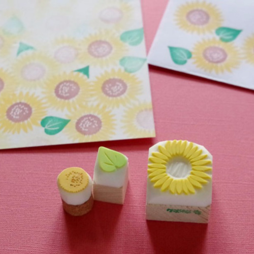向日葵畑を作ろう！ひまわりの花と葉っぱの消しゴムはんこ（大