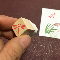 とんぼの消しゴムはんこ（持ち手つき） 2枚目の画像