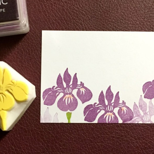 菖蒲（アヤメ）の花の消しゴムはんこ(持ち手つき） はんこ・スタンプ