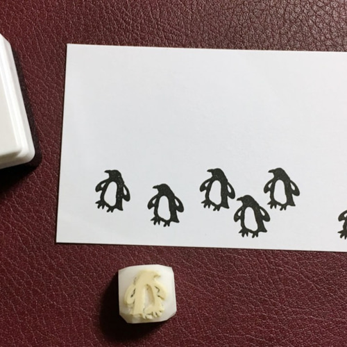 ミニペンギンの消しゴムはんこ（持ち手つき） はんこ・スタンプ かめ