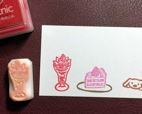 [いちご様ご確認用]オーダー☆消しゴムはんこ 2wayの苺が楽しめる可愛い苺のはんこセット【5月の消しゴム