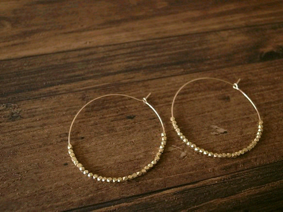 14kgf brassbeads hoop pierces gold 2枚目の画像