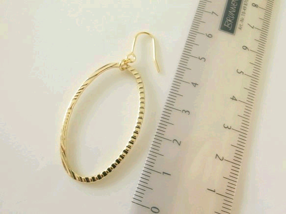 oval ring pierces gold 3枚目の画像