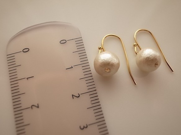 cotton pearl earrings 2枚目の画像