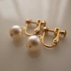 pearl earrings 1枚目の画像