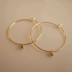 【555 series】 glitter charm hoop pierces 2枚目の画像