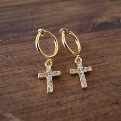 cross earrings 3枚目の画像