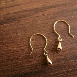 little teardrop pierces gold 1枚目の画像