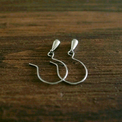 little teardrop pierces silver 2枚目の画像