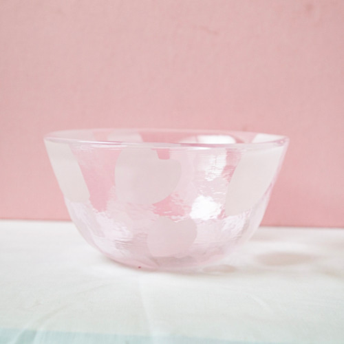 カラーズ 桜 ボウル／ピンク／ガラス食器／3104-02 お椀・ボウル