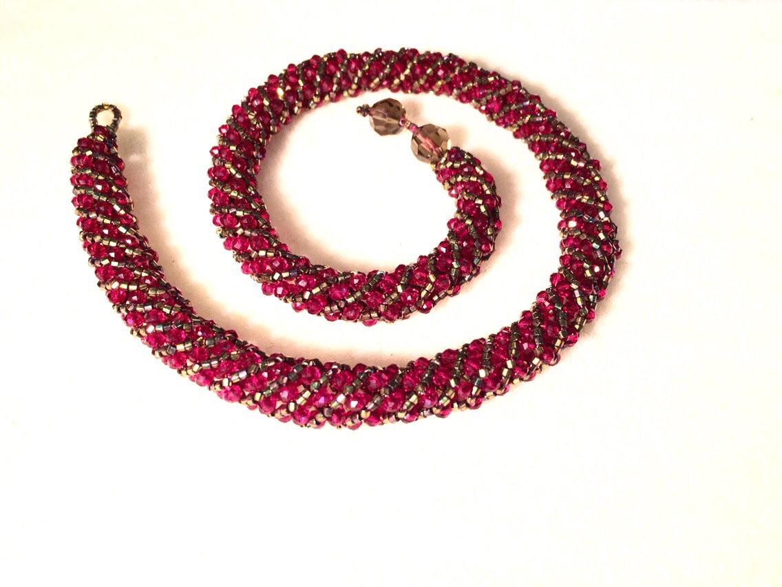 Silver Mermaid クリスタルビーズのパイプネックレス 11,680円