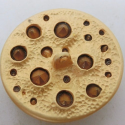 30mm　ヴィンテージ　マットゴールドラインストーンボタン 4枚目の画像
