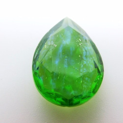 ～再々販～（セットop有）ドラゴンズブレスカットストーン ペア型(エメラルド)18×13mm 2枚目の画像