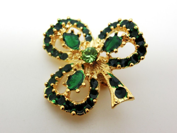 在庫限り：U.S.A.ヴィンテージ　エナメルクローバーブローチ28×28mm 　 2枚目の画像