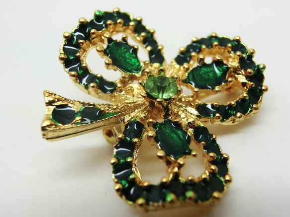 在庫限り：U.S.A.ヴィンテージ　エナメルクローバーブローチ28×28mm 　 3枚目の画像