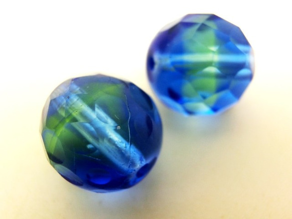 ~再々‥販~＜2個＞12mm　ウランガラスビーズ（コバルトピーコック）チェコデッドストック 1枚目の画像