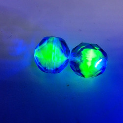 ～再々‥販～＜3個＞10mm　ウランガラスビーズ（コバルトピーコック）チェコデッドストック 3枚目の画像