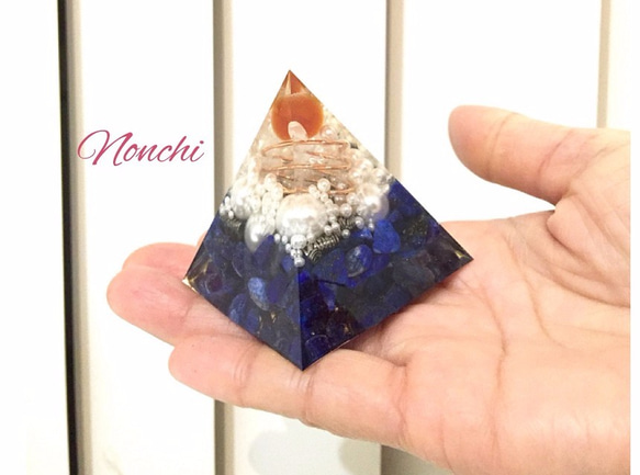 日本の象徴！富士山のオルゴナイト 1枚目の画像
