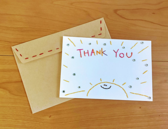 【感謝】紙刺繍メッセージカード(THANK YOU　おひさま) 3枚目の画像