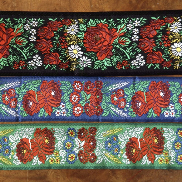 チェコ 民族衣装の刺繍リボン 幅6.9cm 50cm売り 3枚目の画像