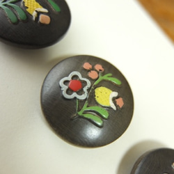 ヴィンテージ　木製ボタン　5ヶセット☆　花柄 5枚目の画像