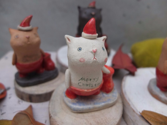【陶 】聖誕Christmas裸上身聖誕貓 -小藍眼白胖胖 第3張的照片