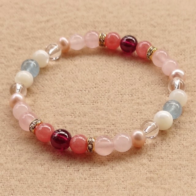 ガーネットの最高峰を身に着けよう｜ロードライトガーネット･ロードクロサイト･アクアマリンなど