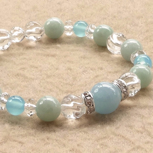 中国翡翠＆ブルーカルセドニー入り 9mm玉ブレスレット 富と繁栄と運を