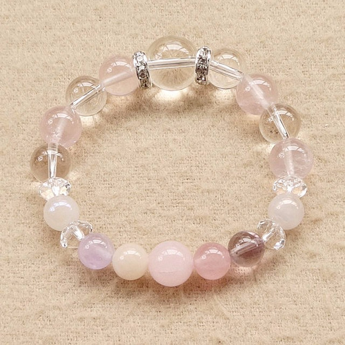 ローズクォーツの魅力を優雅に身につける｜スターローズクォーツ