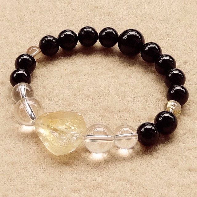 希少石が集う個性的なデザイン｜シトリン･タイチンルチルクォーツ･アンデシン･モリオン･水晶