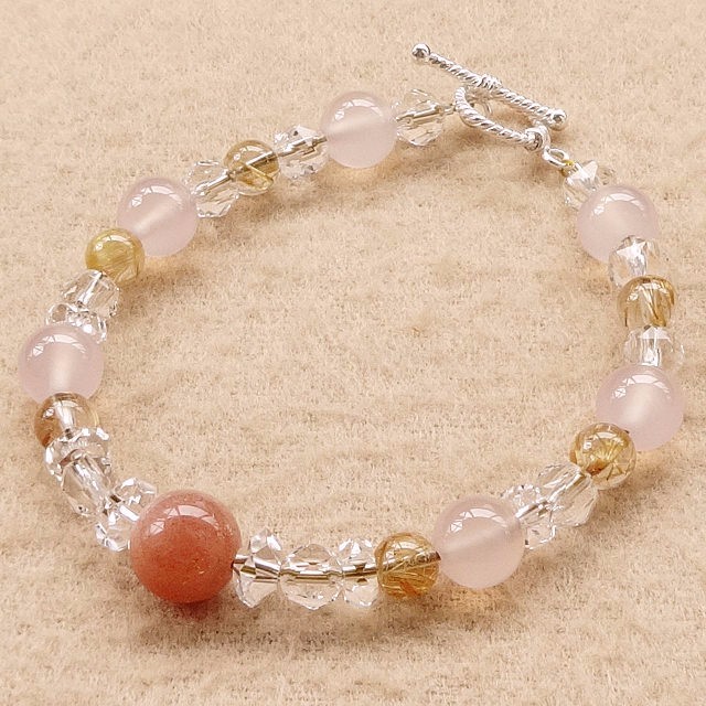 ロマンティックな雰囲気のデザイン｜高品質オレンジムーンストーン･タイチンルチルクォーツ･ピンクカルセドニーなど