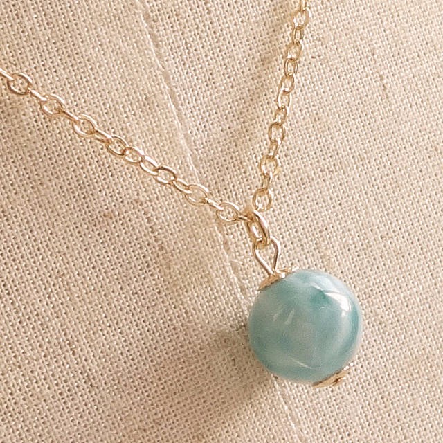 カリブ海の宝石、超人気の希少石｜ラリマー（高品質・10mm）Simpleネックレス